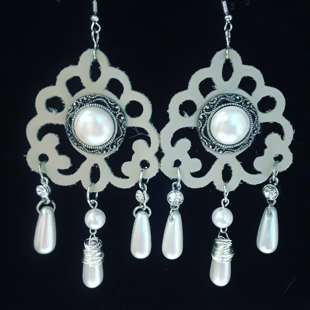 Leather cut earrings